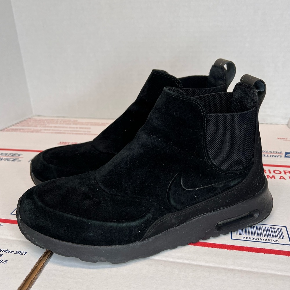 Nike Black Suede Air Max Thea Booties/Sneakers